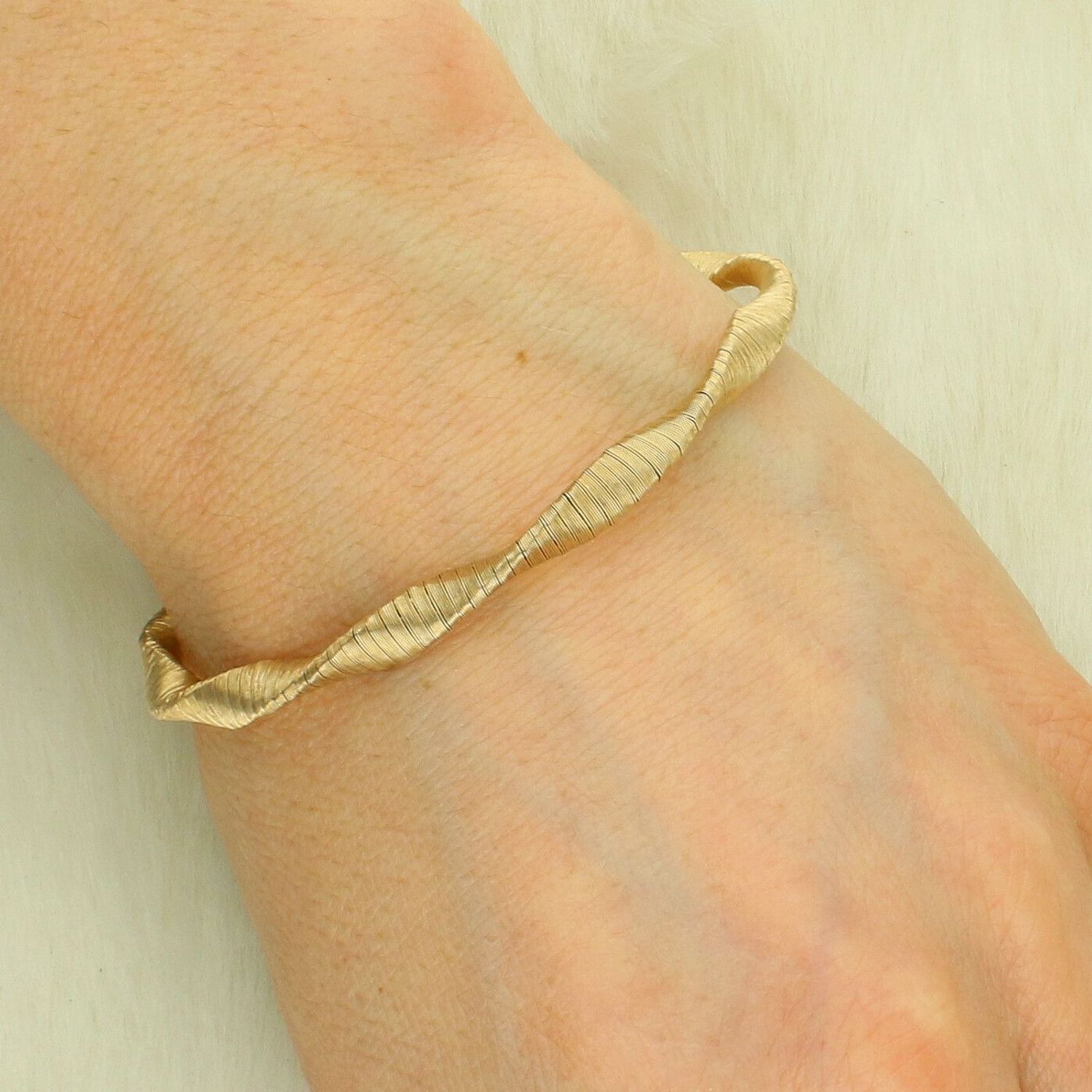 Bransoletka srebrna damska Fope  ✓Fope bransoletki pozłacane ✓ Srebrne bransoletki w sklepie zegarki-diament.pl✓ Autoryzowany sklep✓ Kurier Gratis 24h✓ Gwarancja najniższej ceny.jpg